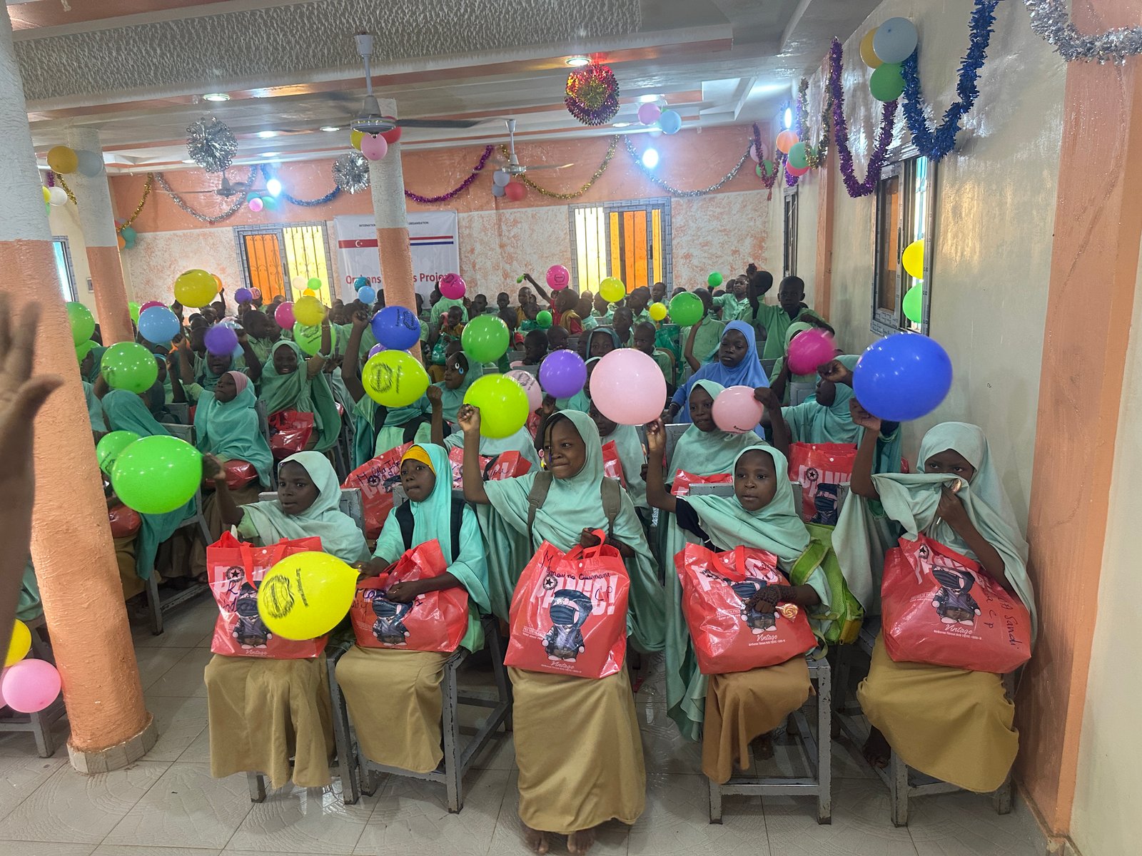 Cuisine et Réfectoire à Dioundiou